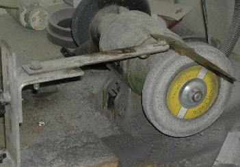 Slipestein m/stativ